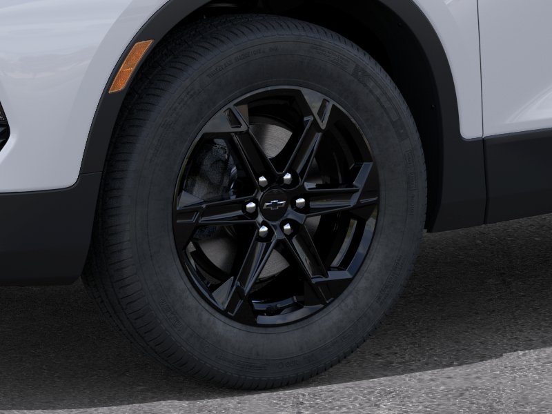 New 2026 Summit White Chevrolet 2LT image 9