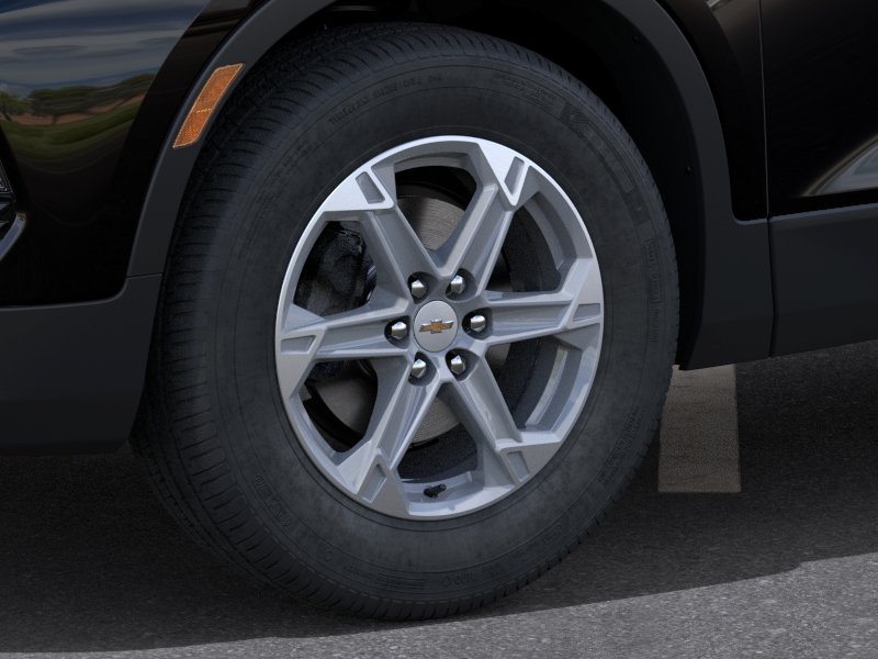New 2026 Black Chevrolet 2LT image 9