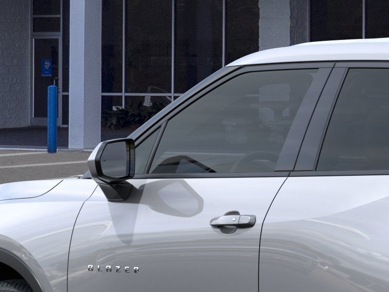 2025 Chevrolet Blazer 2LT - Photo 37