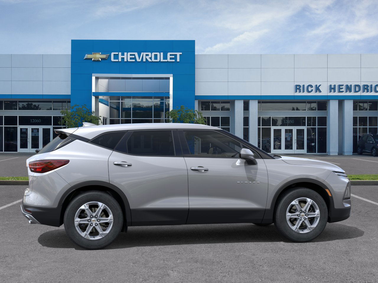 New 2026 Sterling Gray Metallic Chevrolet 2LT image 31