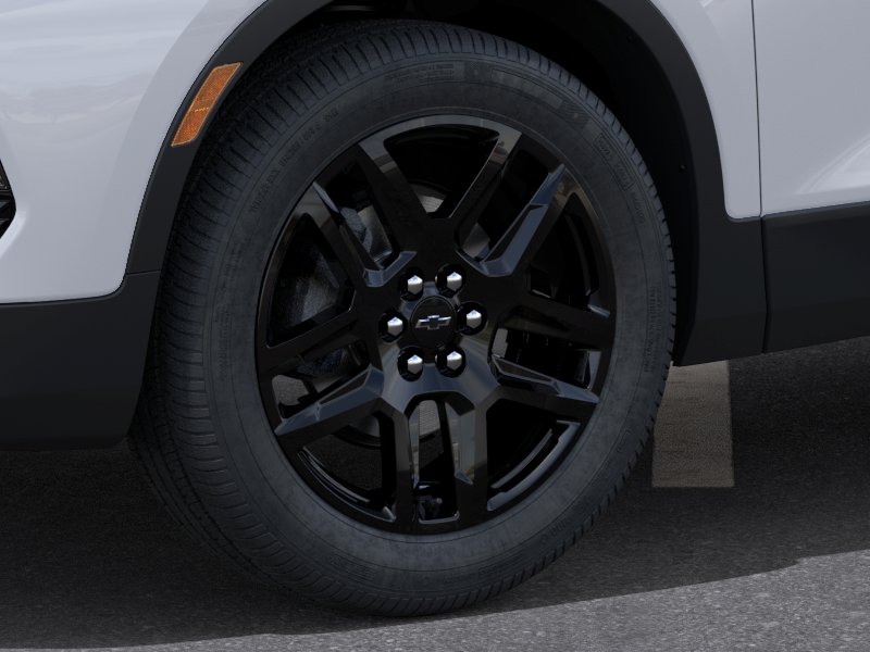 New 2026 Summit White Chevrolet 2LT image 9