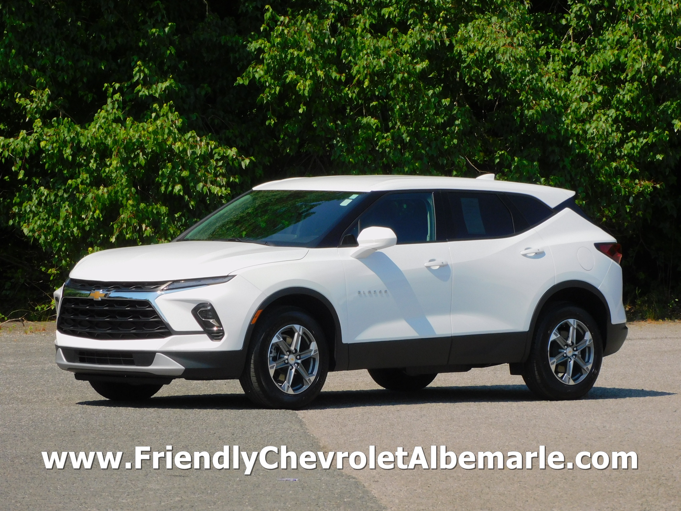 2025 Chevrolet Blazer 2.0T 2LT FWD's photo