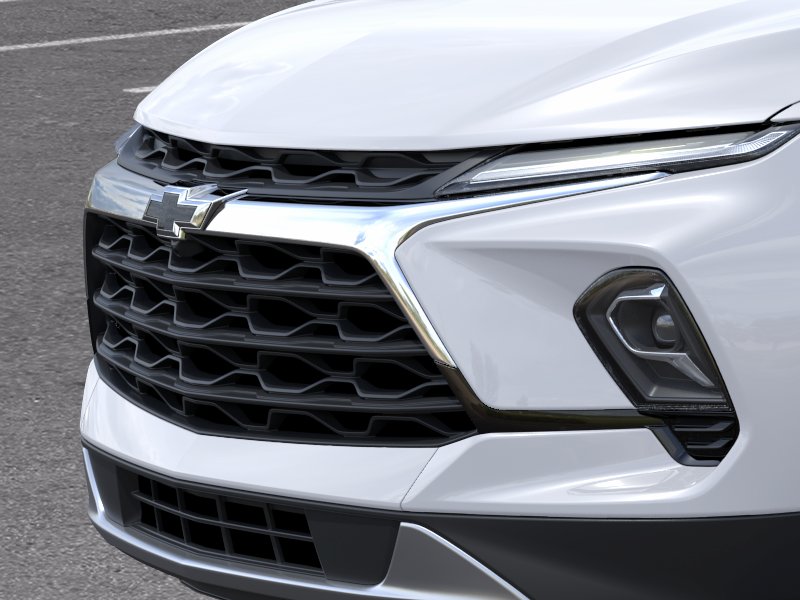 New 2026 Summit White Chevrolet 2LT image 37