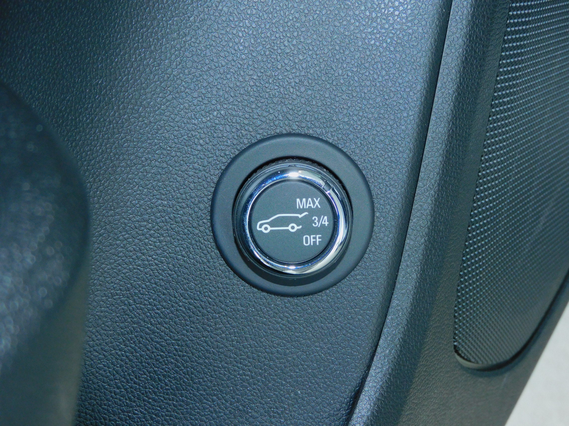 2023 Chevrolet Blazer 2LT photo 13