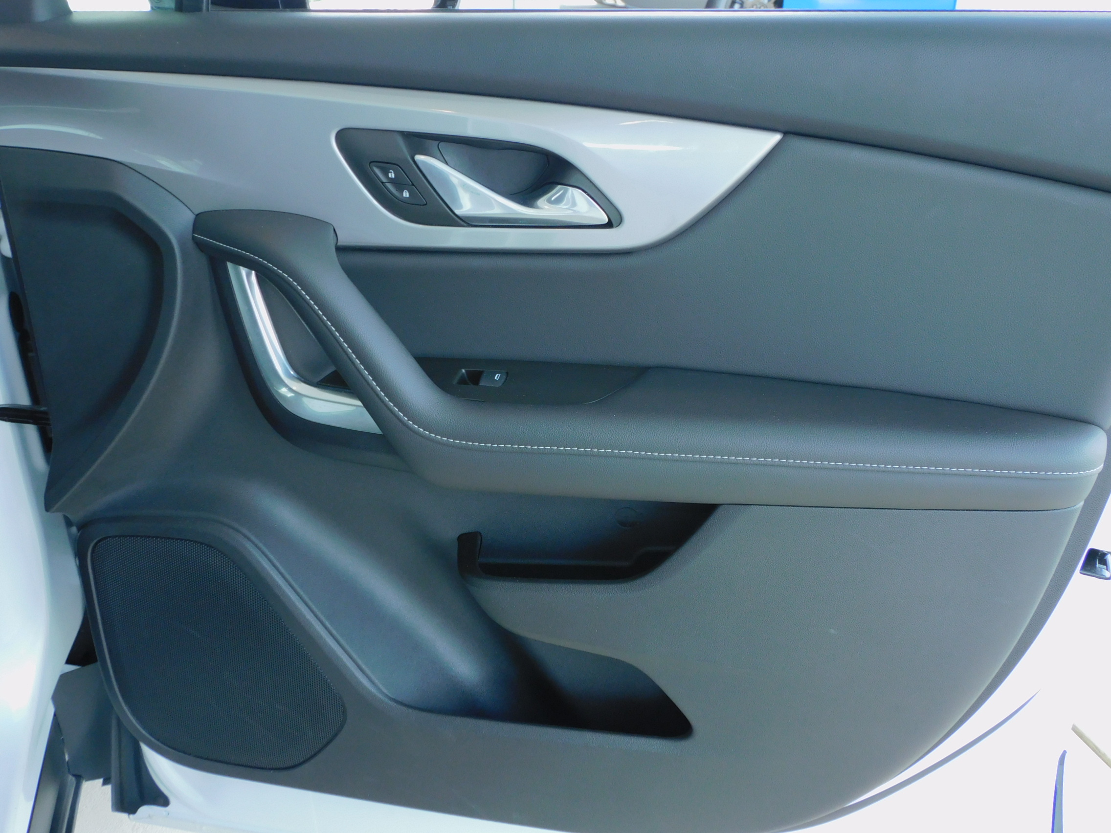 2023 Chevrolet Blazer 2LT photo 17