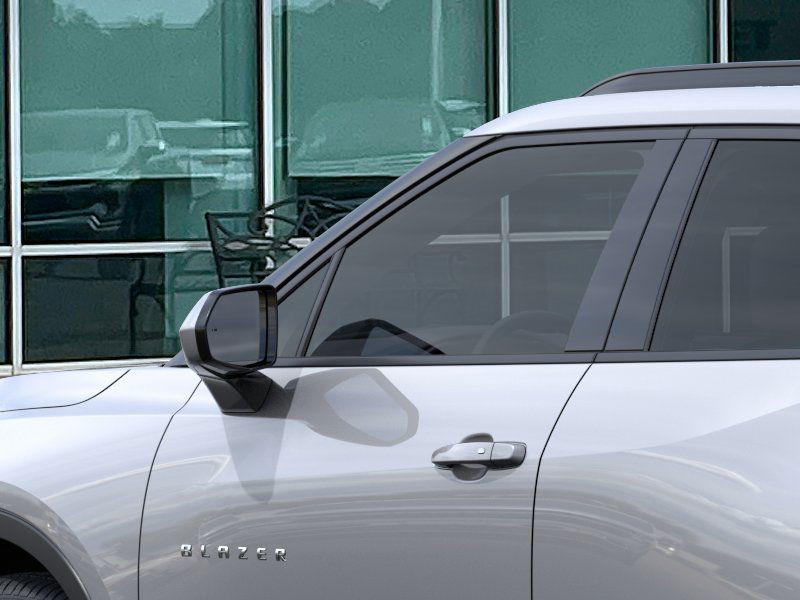 2025 Chevrolet Blazer 2LT photo 11