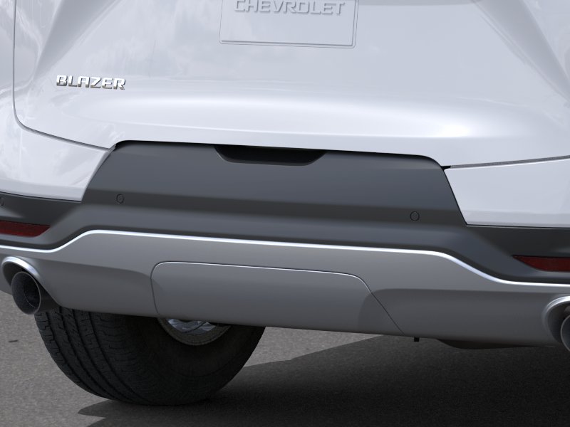 New 2026 Summit White Chevrolet 2LT image 38