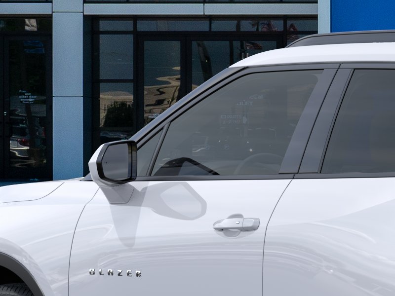 New 2026 Summit White Chevrolet 2LT image 36