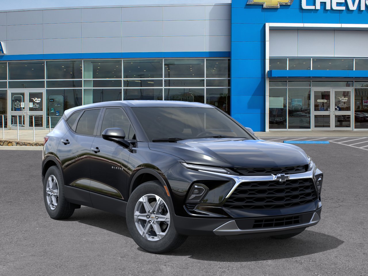 New 2026 Black Chevrolet 2LT image 7