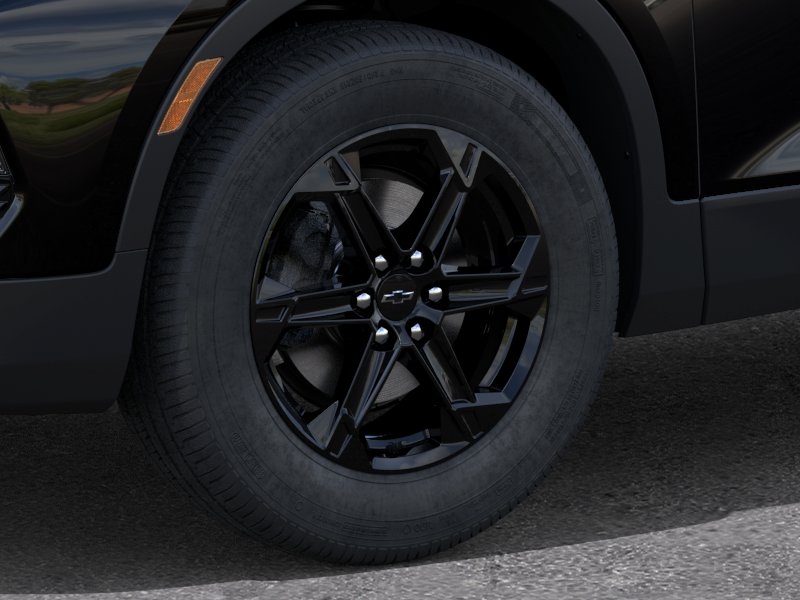 New 2026 Black Chevrolet 2LT image 33