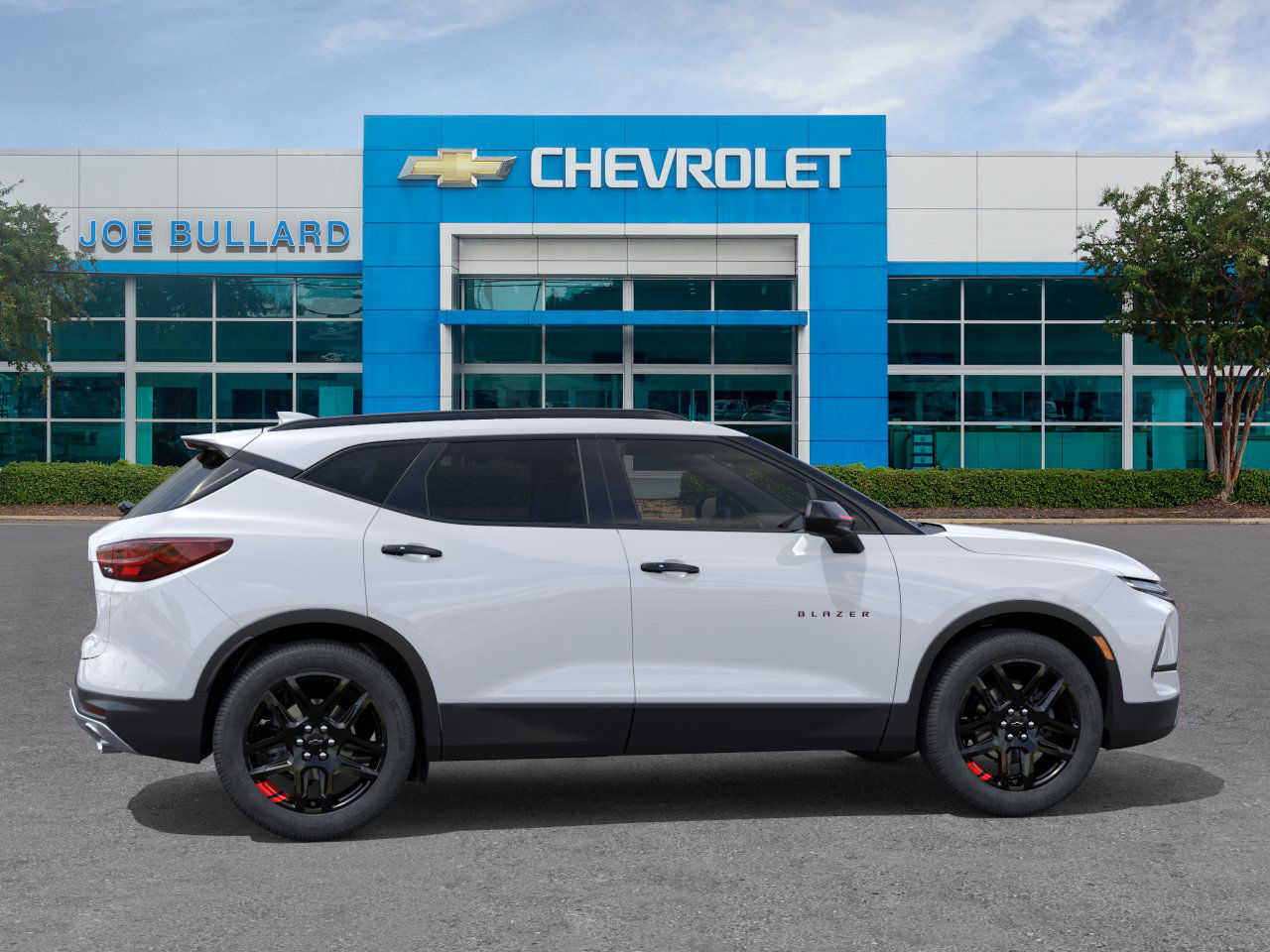 2025 Chevrolet Blazer 2LT photo 4