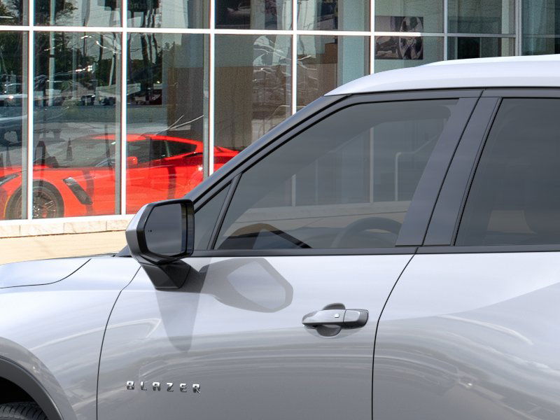 2025 Chevrolet Blazer 2LT - Photo 12