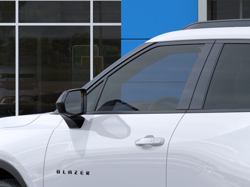 New 2026 Summit White Chevrolet 2LT image 47