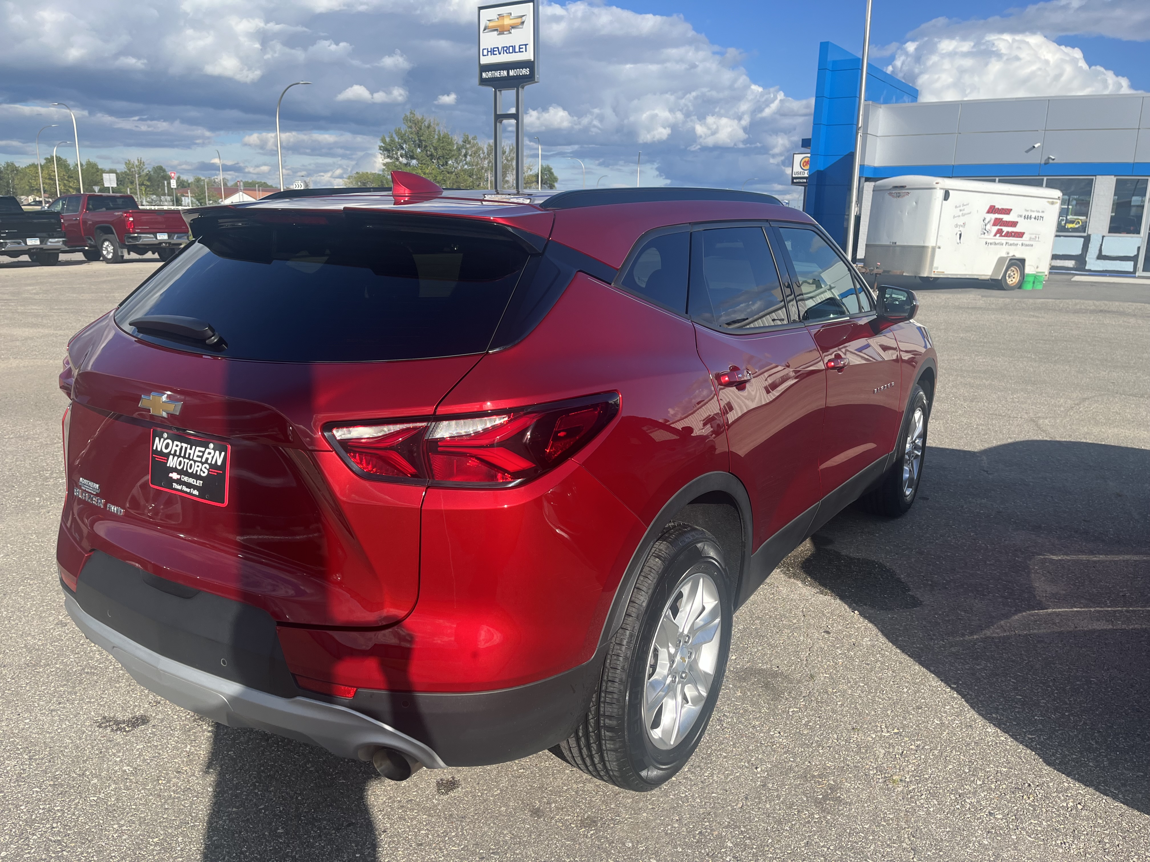 Used 2021 Chevrolet Blazer 2LT with VIN 3GNKBHR40MS564440 for sale in Thief River Falls, MN