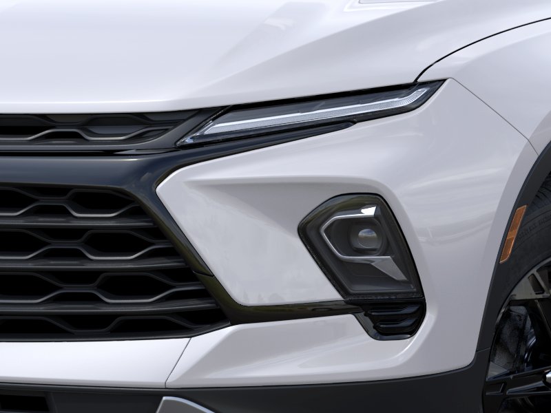 New 2025 Iridescent Pearl Tricoat Chevrolet 2LT image 10