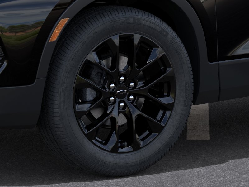 New 2026 Black Chevrolet 2LT image 33