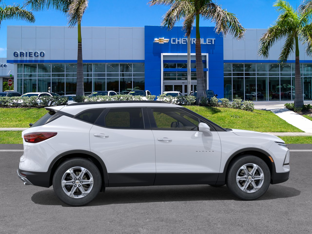 New 2026 Summit White Chevrolet 2LT image 31