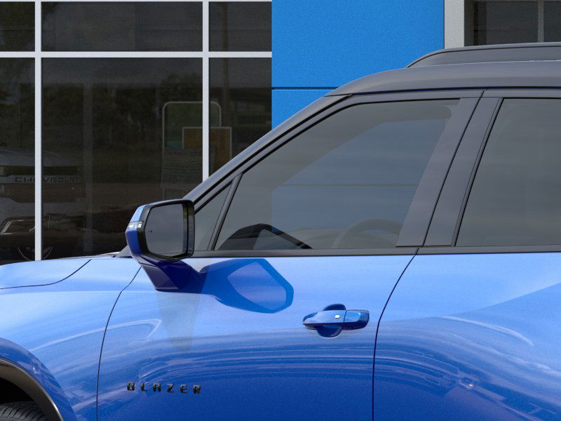 2025 Chevrolet Blazer RS photo 12