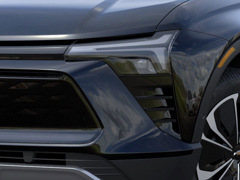 New 2025 Black Chevrolet LT image 41
