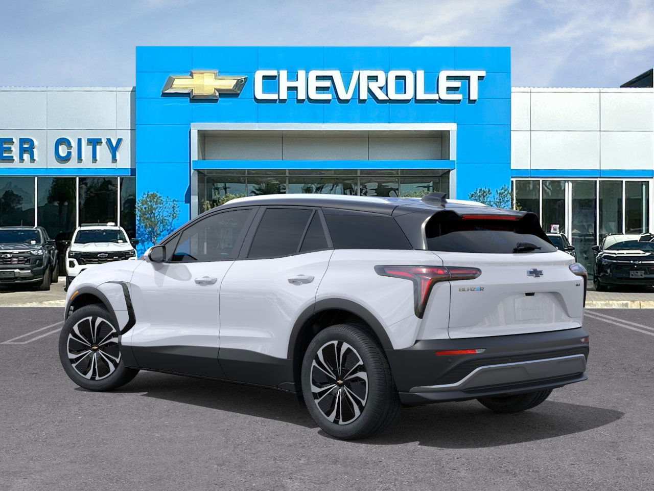 New 2025 Summit White Chevrolet LT image 3