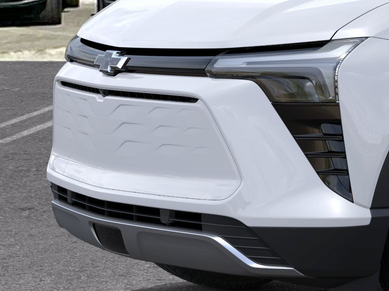 New 2025 Summit White Chevrolet LT image 13