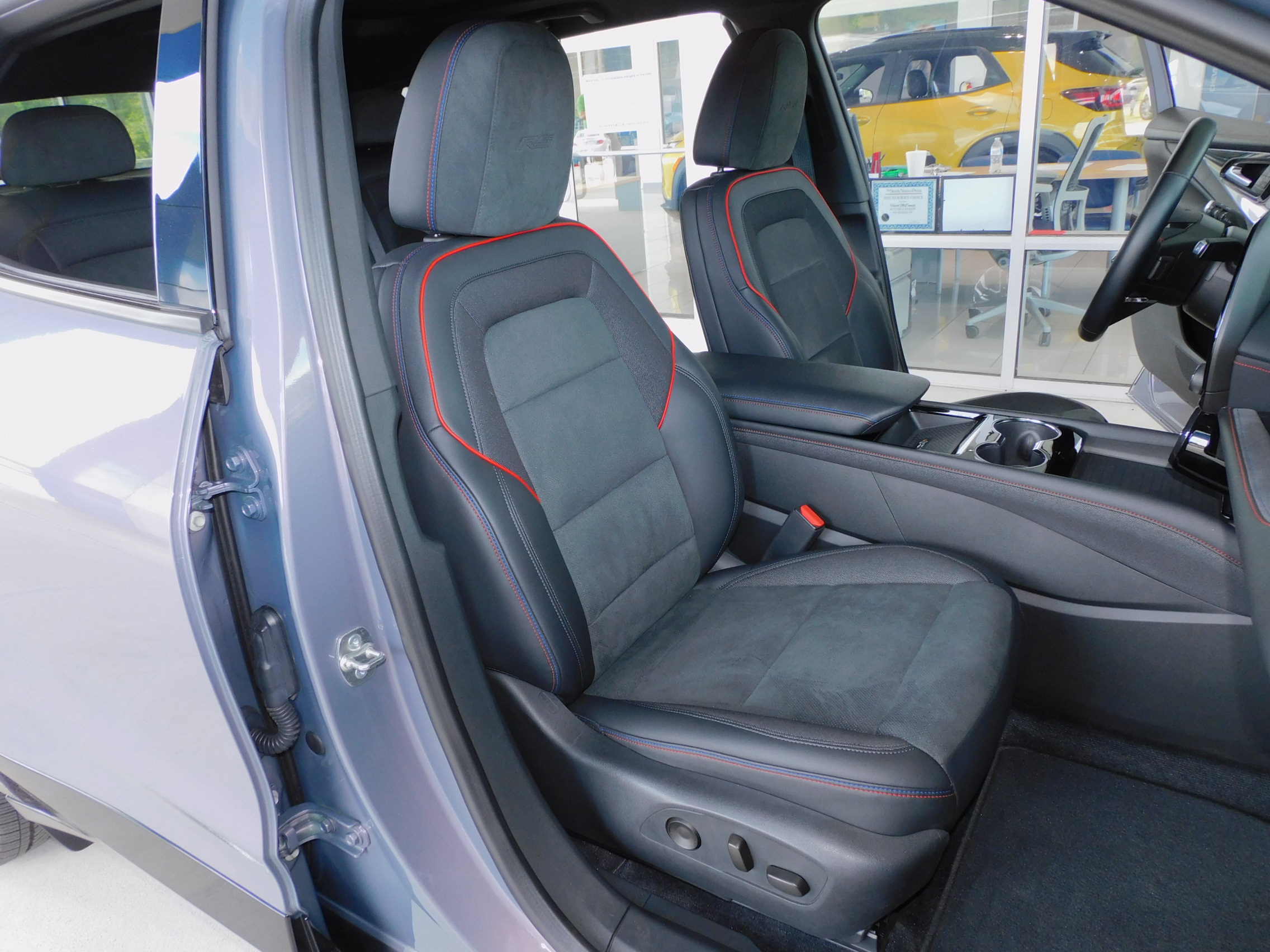 2024 Chevrolet Blazer EV RS photo 23