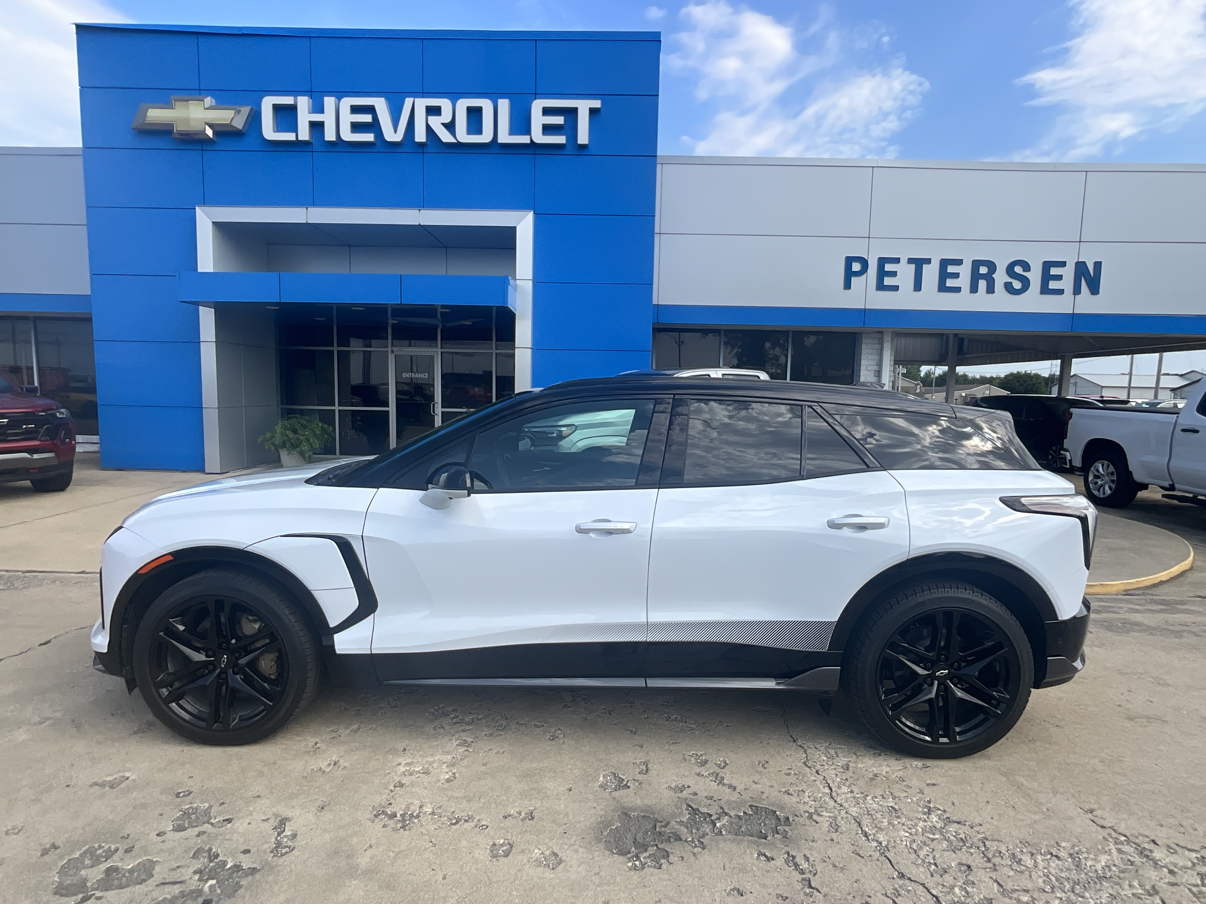 Used 2026 Chevrolet Blazer EV SS with VIN 3GNKDERL2TS129126 for sale in Fairbury, IL