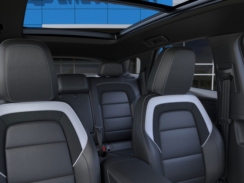 New 2026 Summit White Chevrolet LT image 24