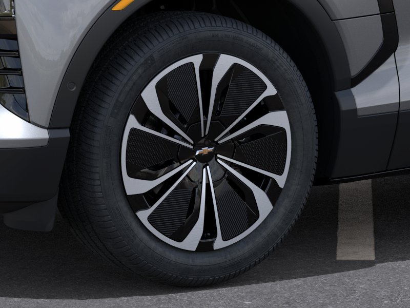 New 2025 Sterling Gray Metallic Chevrolet LT image 22