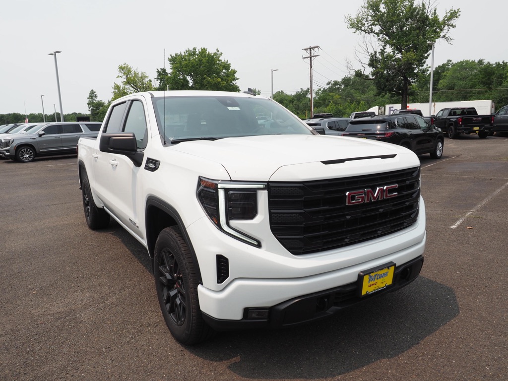 New 2026 Summit White GMC Elevation image 4