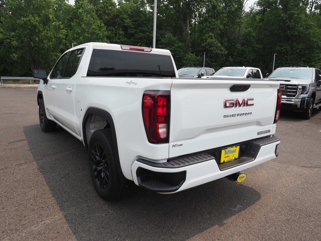 New 2026 Summit White GMC Elevation image 9