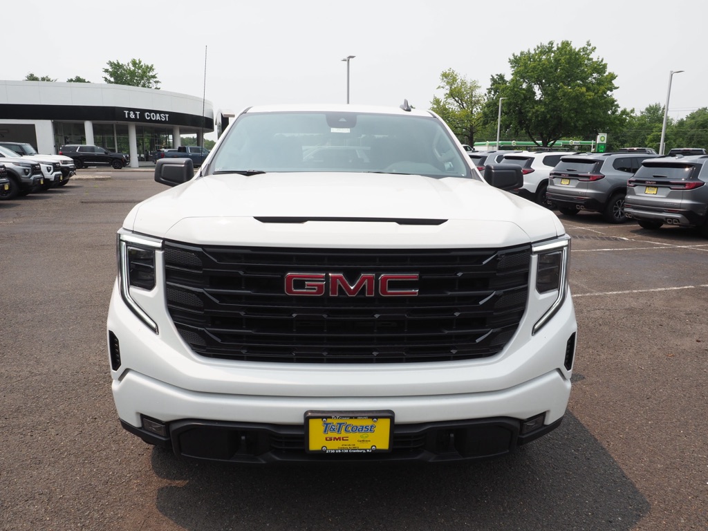 New 2026 Summit White GMC Elevation image 3