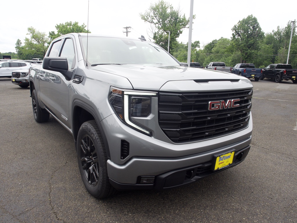 New 2026 Sterling Metallic GMC Elevation image 3