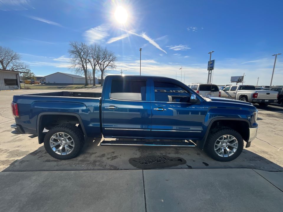 Used 2017 GMC Sierra 1500 SLT with VIN 3GTU2NEC2HG516654 for sale in Fairbury, IL