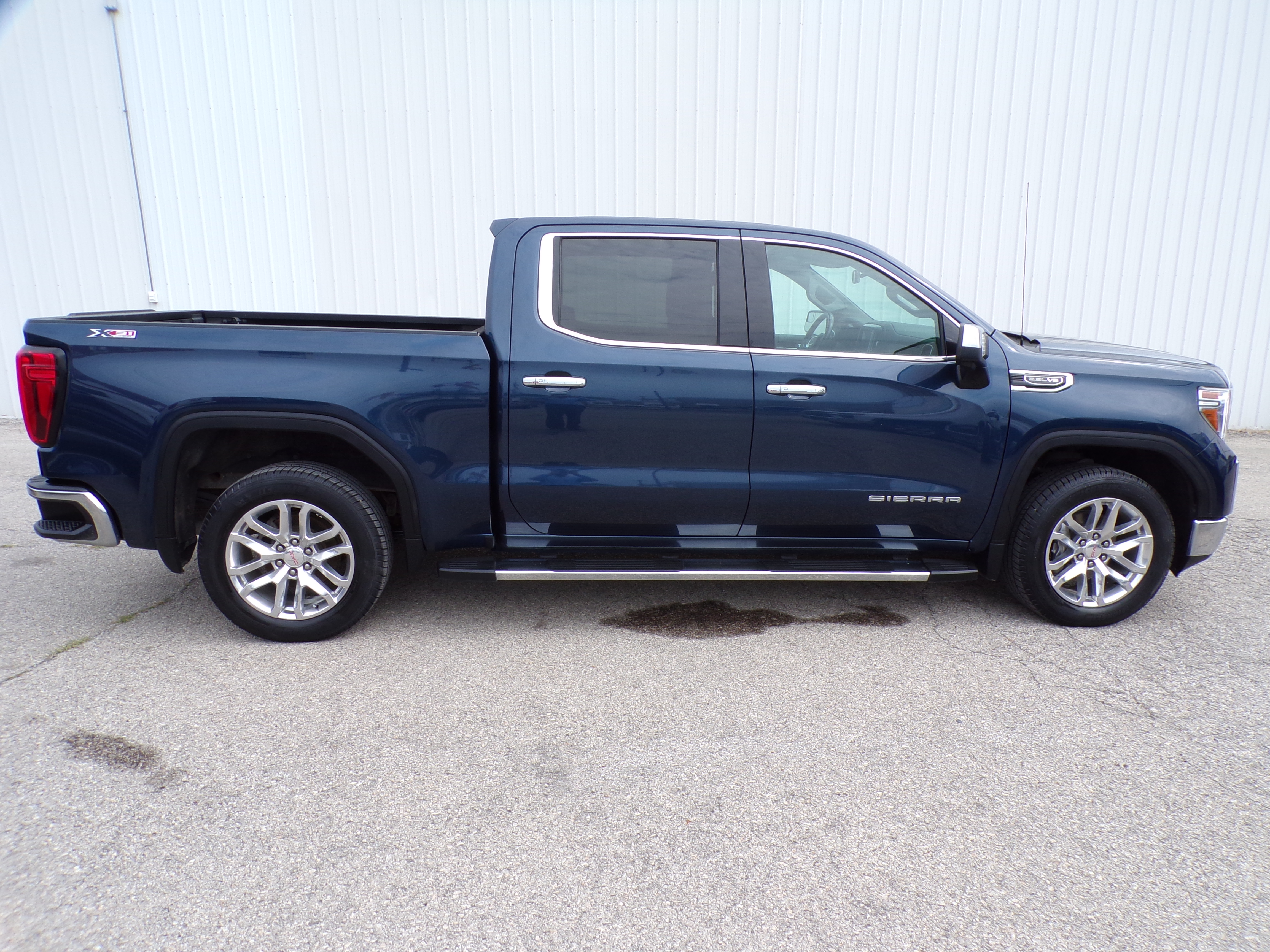 2021 GMC Sierra 1500 SLT