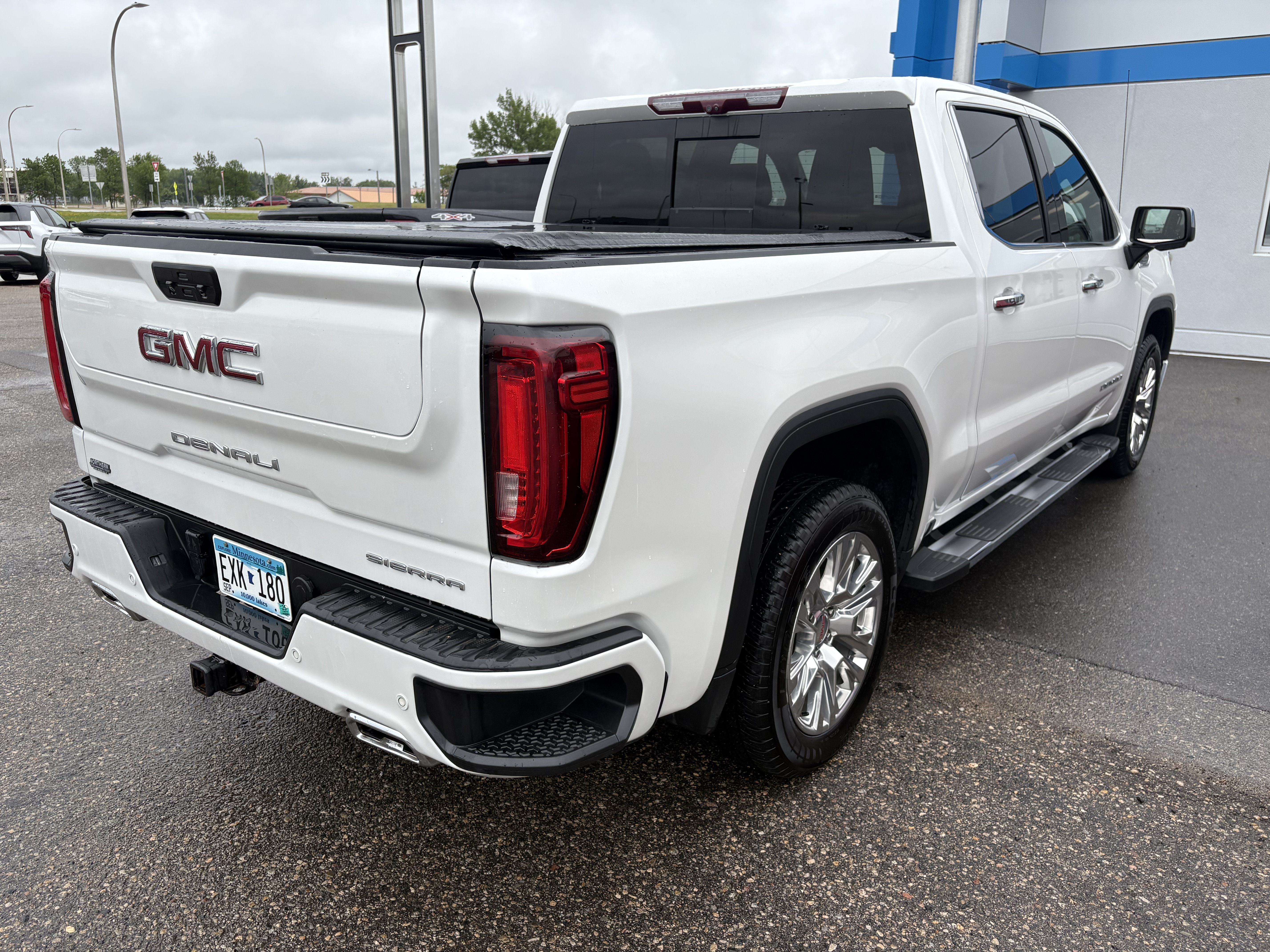 Used 2020 GMC Sierra 1500 Denali Denali with VIN 3GTU9FEL5LG362712 for sale in Thief River Falls, Minnesota