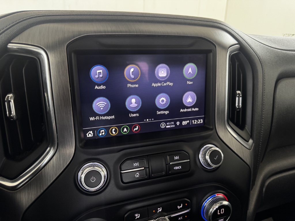 Used 2022 Onyx Black GMC Denali image 33