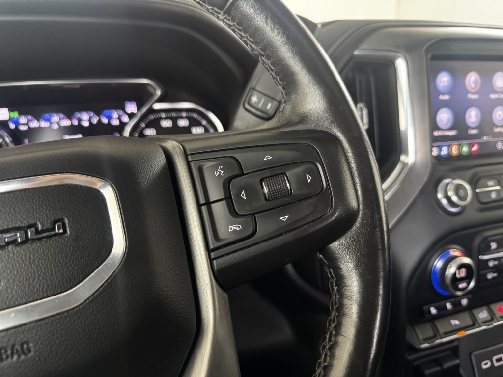 Used 2022 Onyx Black GMC Denali image 35