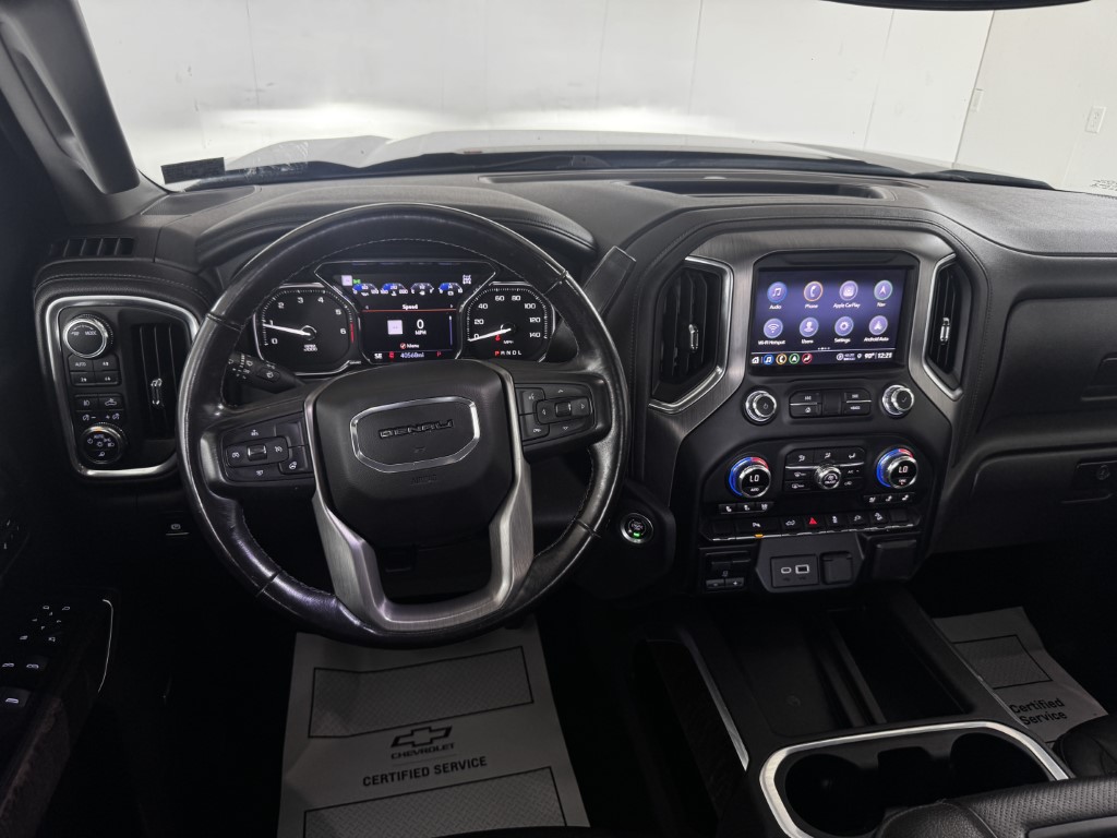 Used 2022 Onyx Black GMC Denali image 30