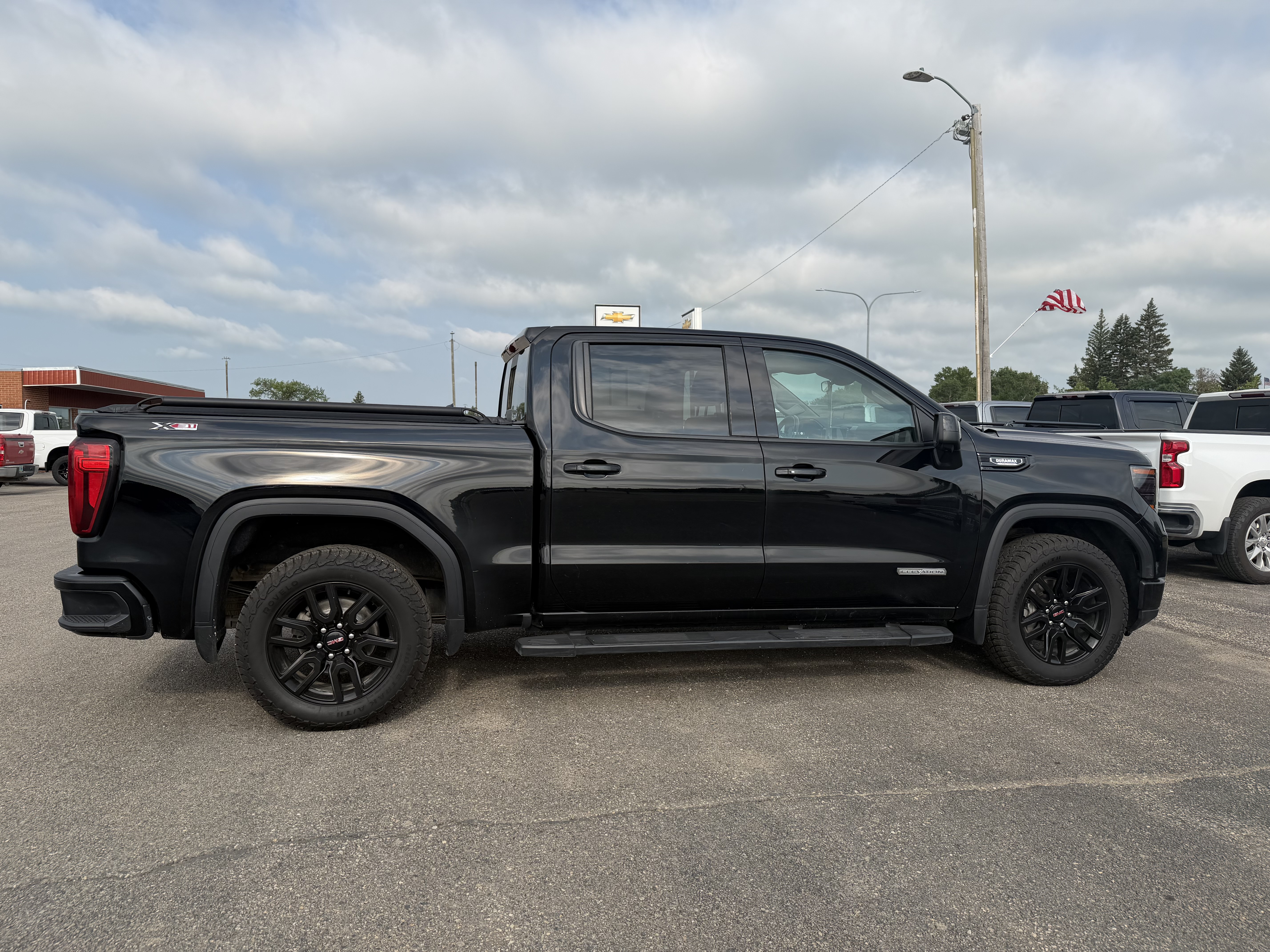 2022 GMC Sierra 1500 Elevation