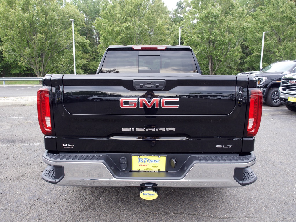 2026 GMC Sierra 1500 SLT - Photo 8