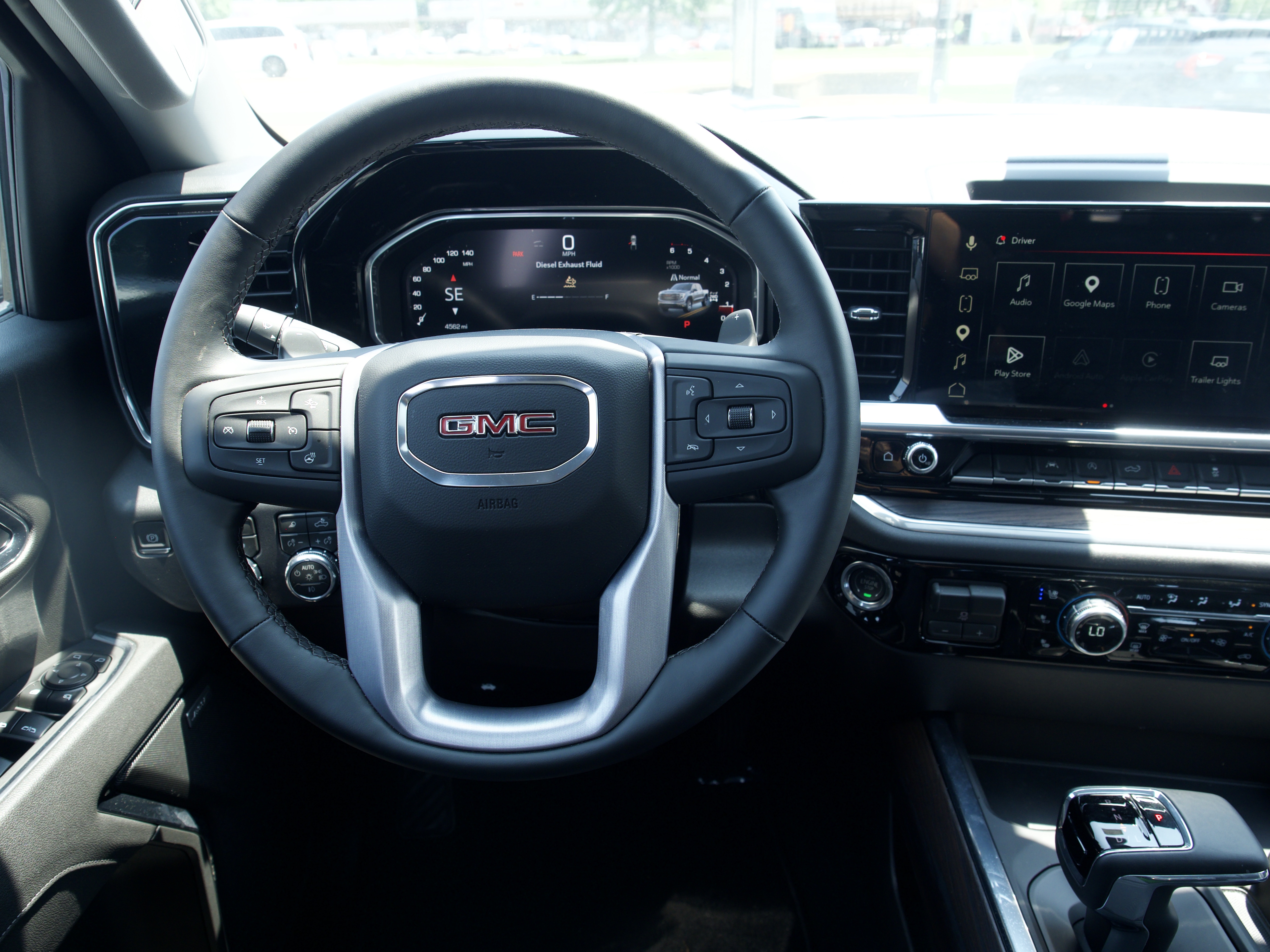 2026 GMC Sierra 1500 SLT - Photo 18