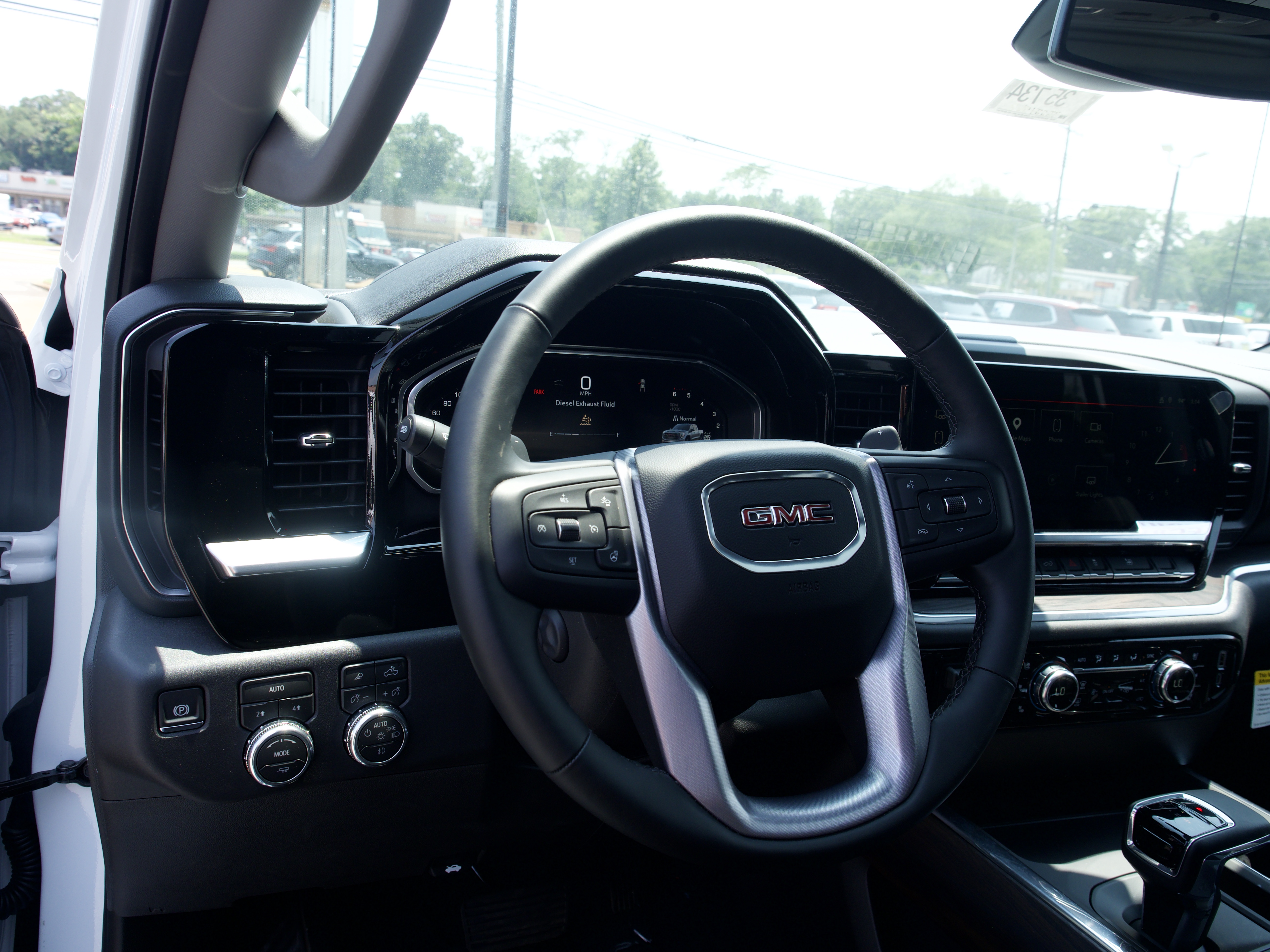 2026 GMC Sierra 1500 SLT - Photo 13