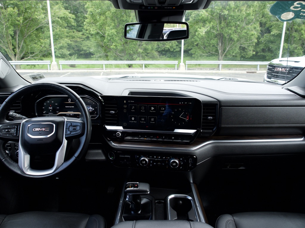 2023 GMC Sierra 1500 SLT - Photo 22