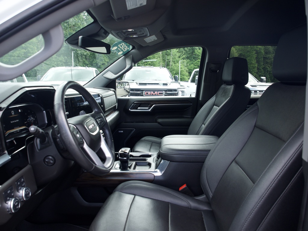 2023 GMC Sierra 1500 SLT - Photo 15