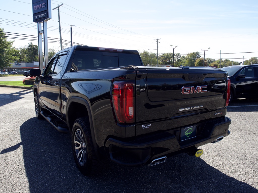 2023 GMC Sierra 1500 AT4 - Photo 9