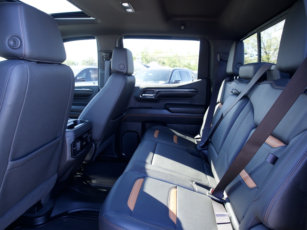 2023 GMC Sierra 1500 AT4 - Photo 16