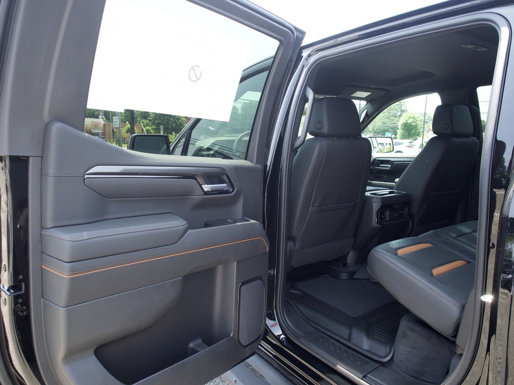 New 2026 Onyx Black GMC AT4 image 14