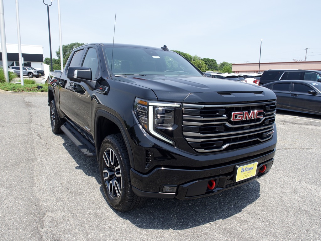 New 2026 Onyx Black GMC AT4 image 4