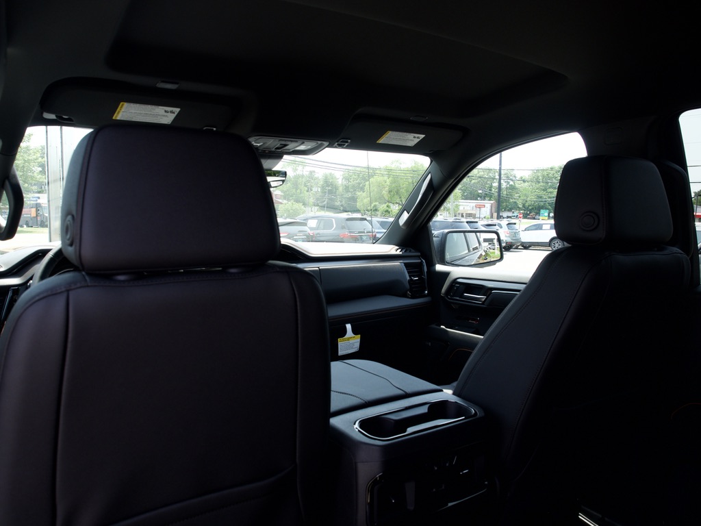 New 2026 Onyx Black GMC AT4 image 17